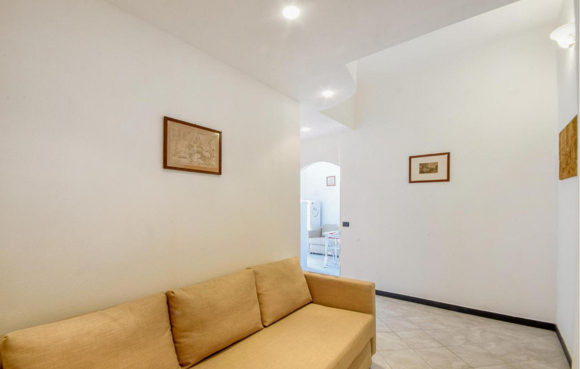 Appartement 1 Bedroom Beautiful In Genua